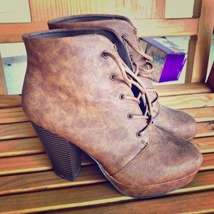 High heel ankle boots